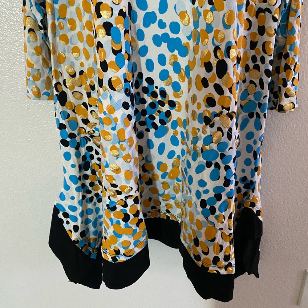 Women's Multicolor Patterned Top - Picture 6 of 6